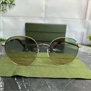 Longchamp LO101S Sunglasses
711 Gold/BROW NEW WITH BOX Longchamp | Accessories | Longchamp Lo1s Sunglasses711  main image 2